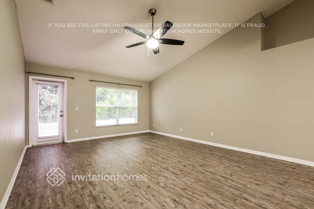 3616 Doe Run Dr - Photo 3 of 17