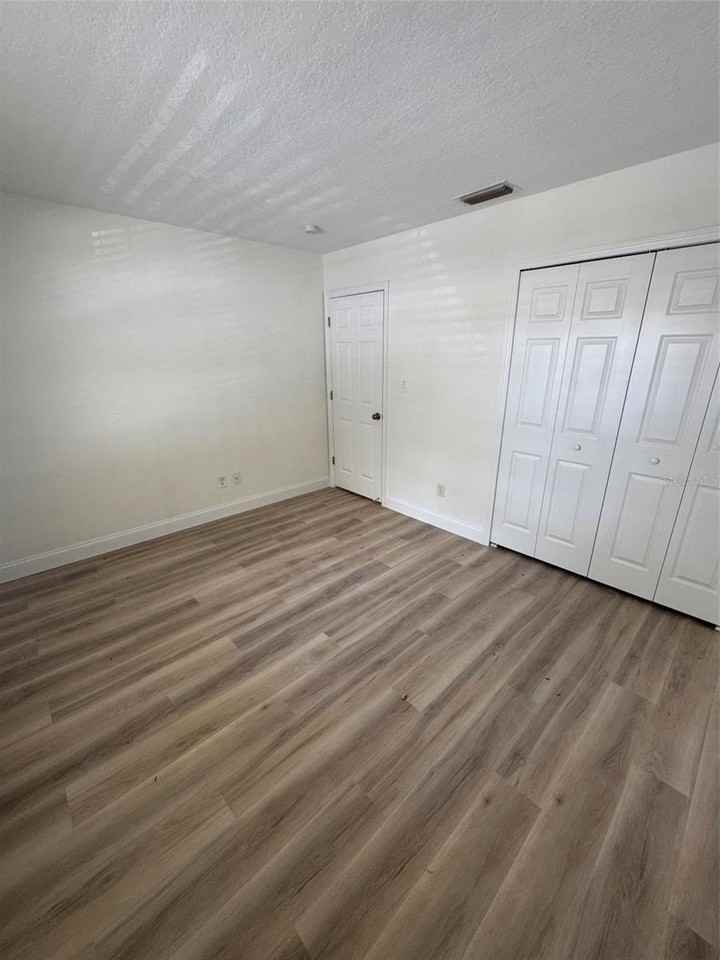 4812 Tangerine Ave #4812 - Photo 7 of 11