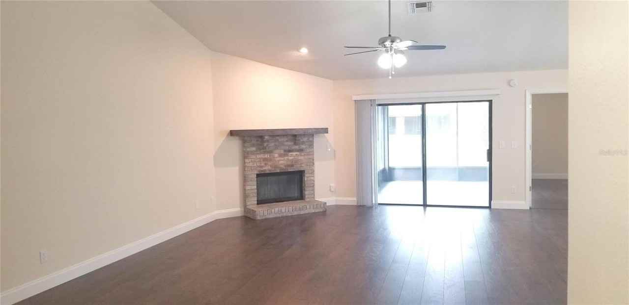 568 Carrigan Ave - Photo 6 of 16