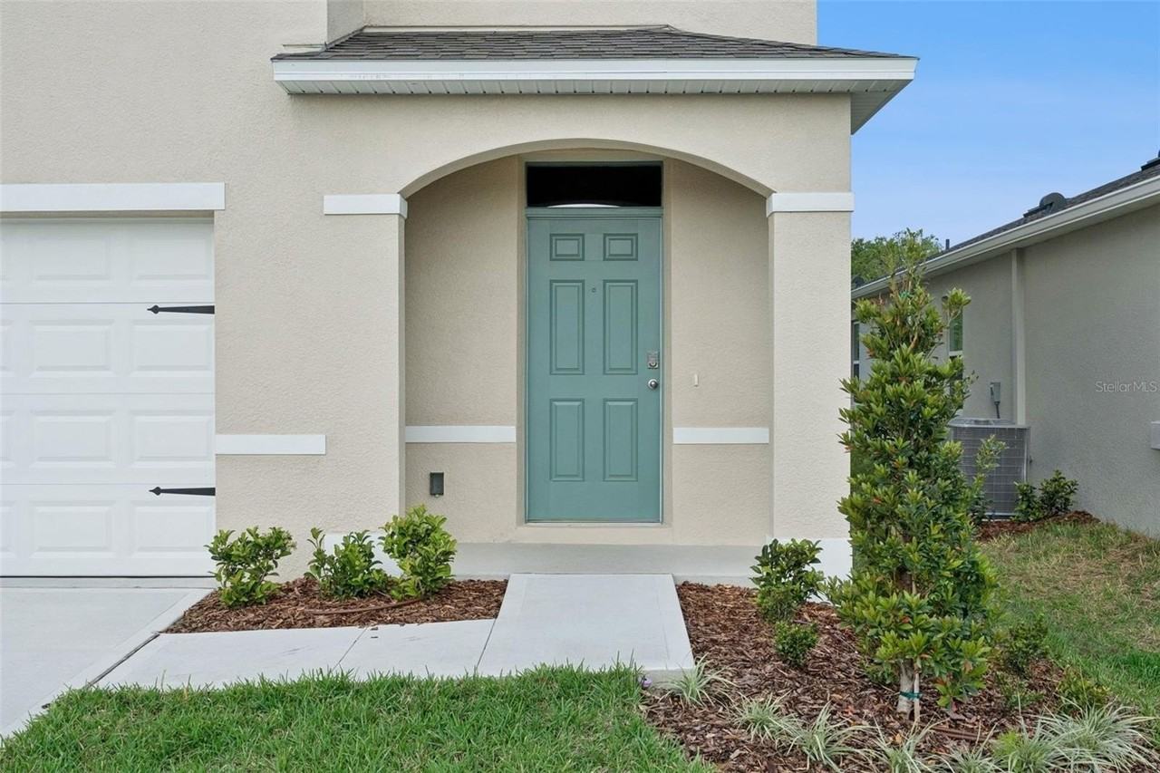 2113 Walnut Creek Dr - Photo 4 of 24
