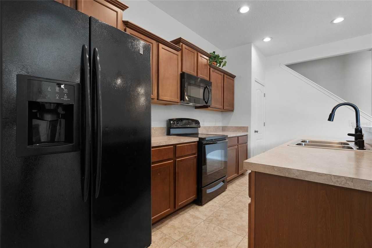 5440 New Independence Pkwy - Photo 4 of 29