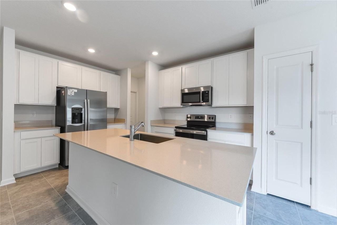 2194 Aquifer Ln - Photo 5 of 33
