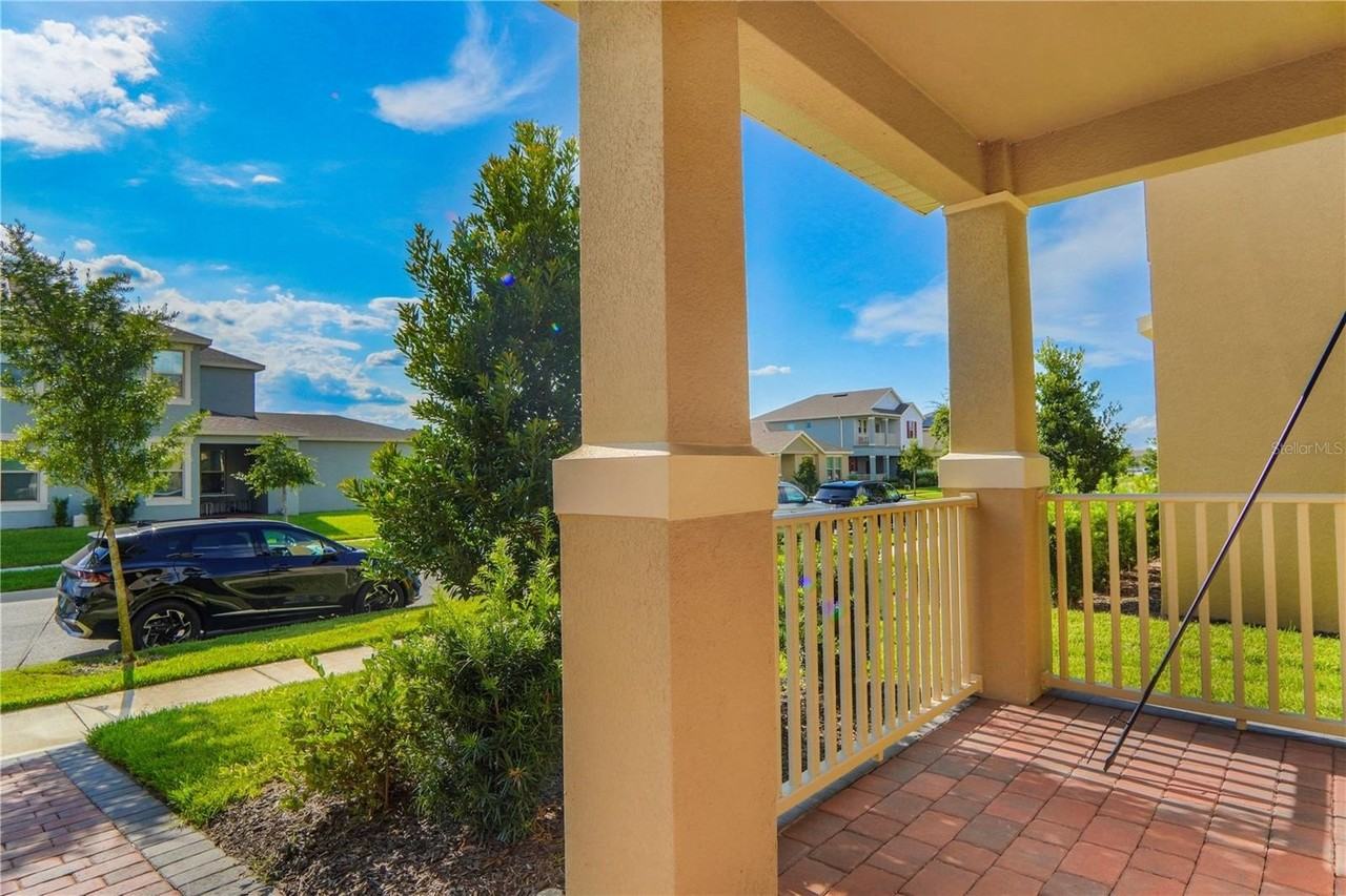 11169 Sound Shore Dr - Photo 4 of 50