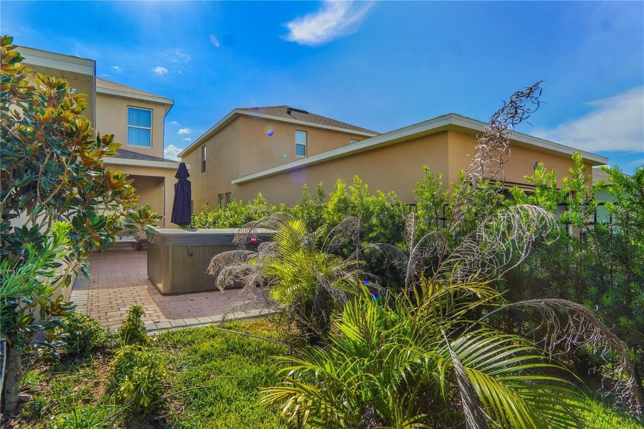 11169 Sound Shore Dr - Photo 7 of 50