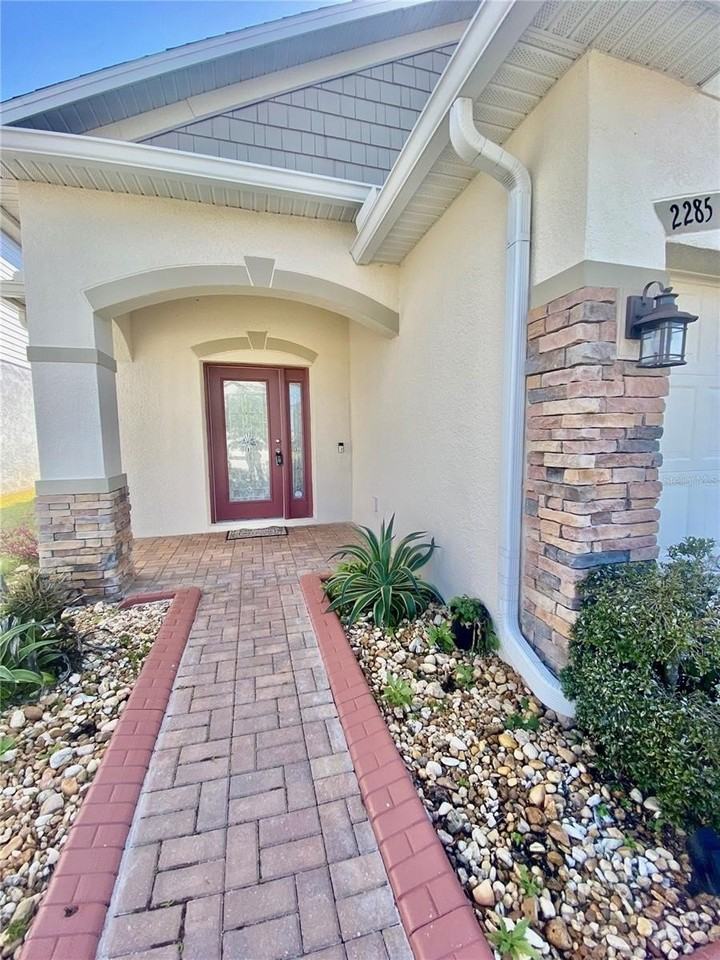 2285 Canyon Breeze Ave - Photo 2 of 23