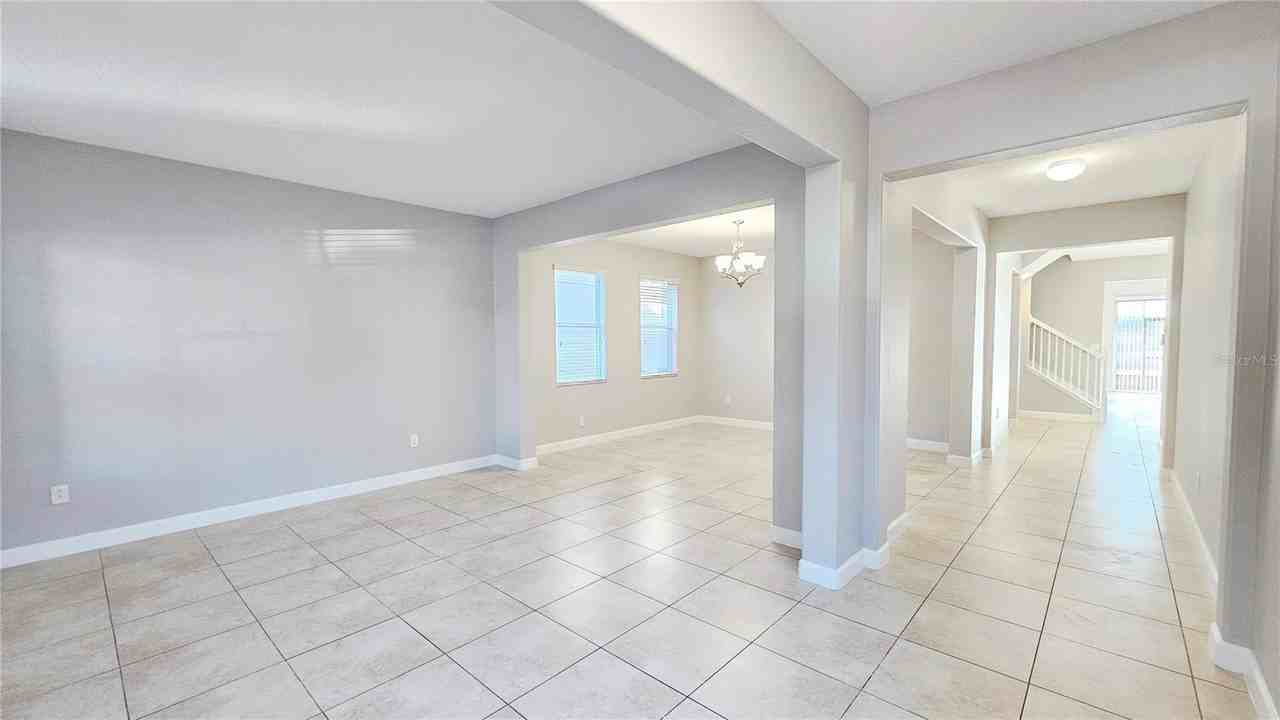 5612 Water Pier Ln - Photo 3 of 44