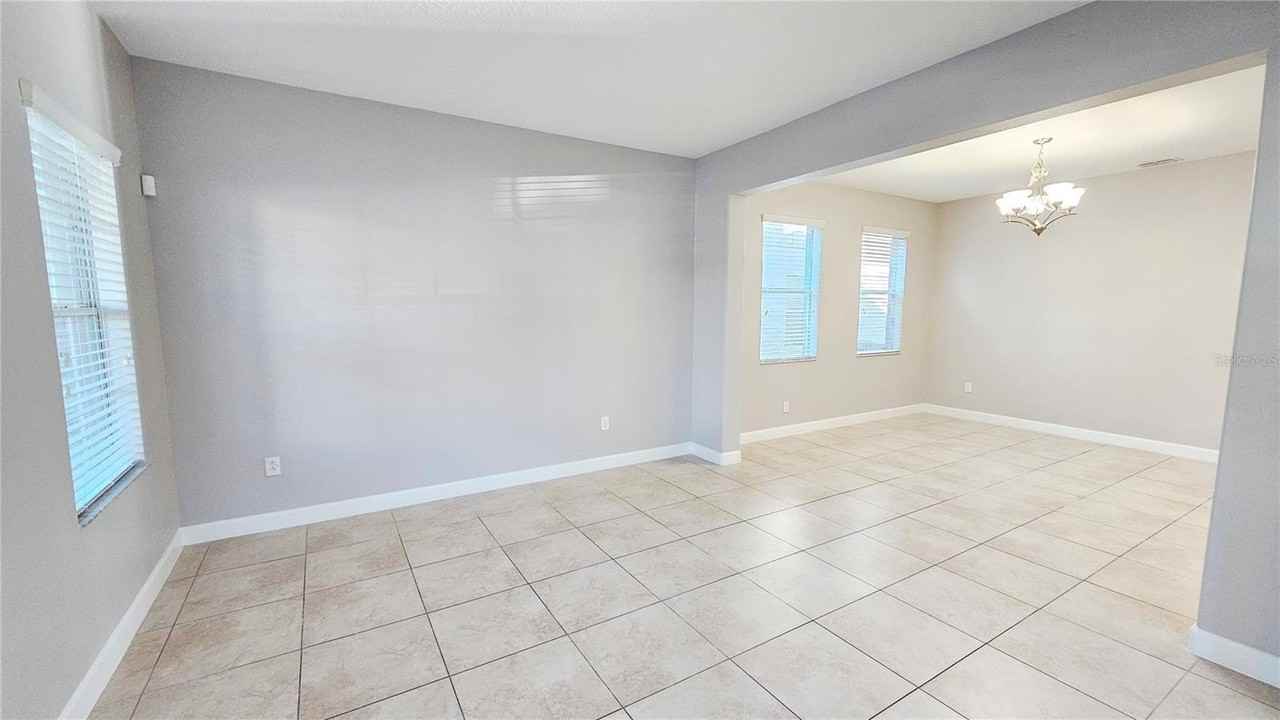 5612 Water Pier Ln - Photo 4 of 44