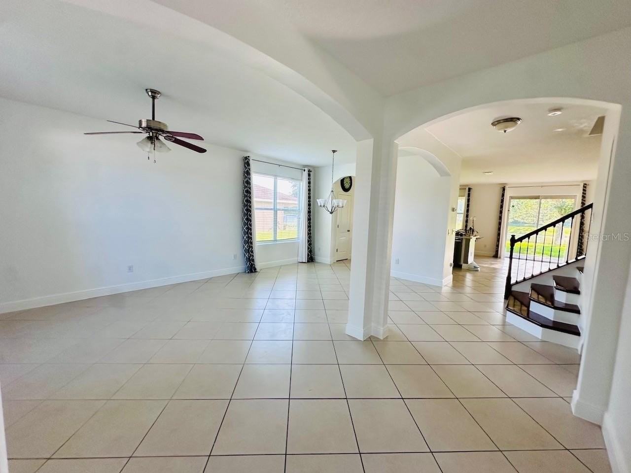 10726 Cabbage Tree Loop - Photo 3 of 26