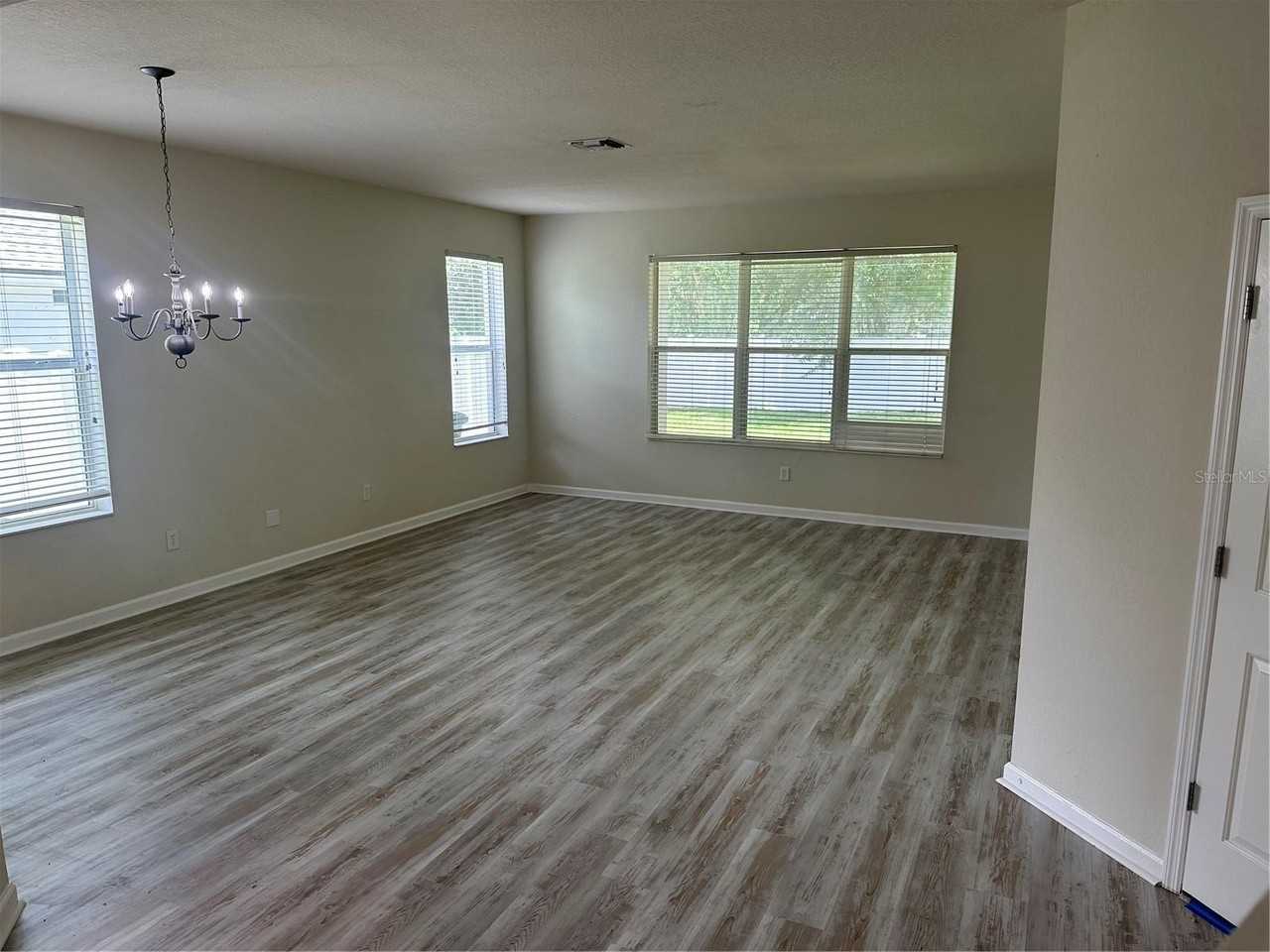 5097 Sw 40th Pl - Photo 4 of 30