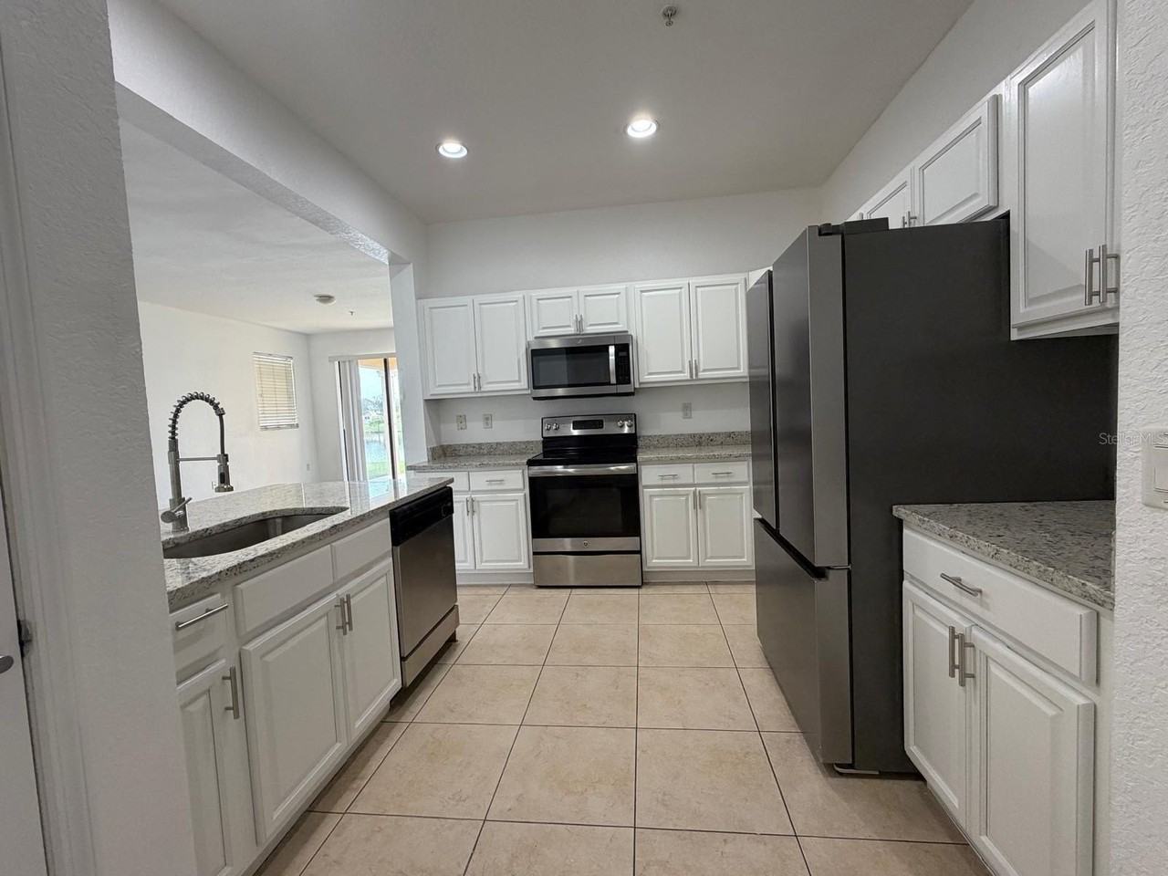 1568 Portofino Meadows Blvd - Photo 7 of 27
