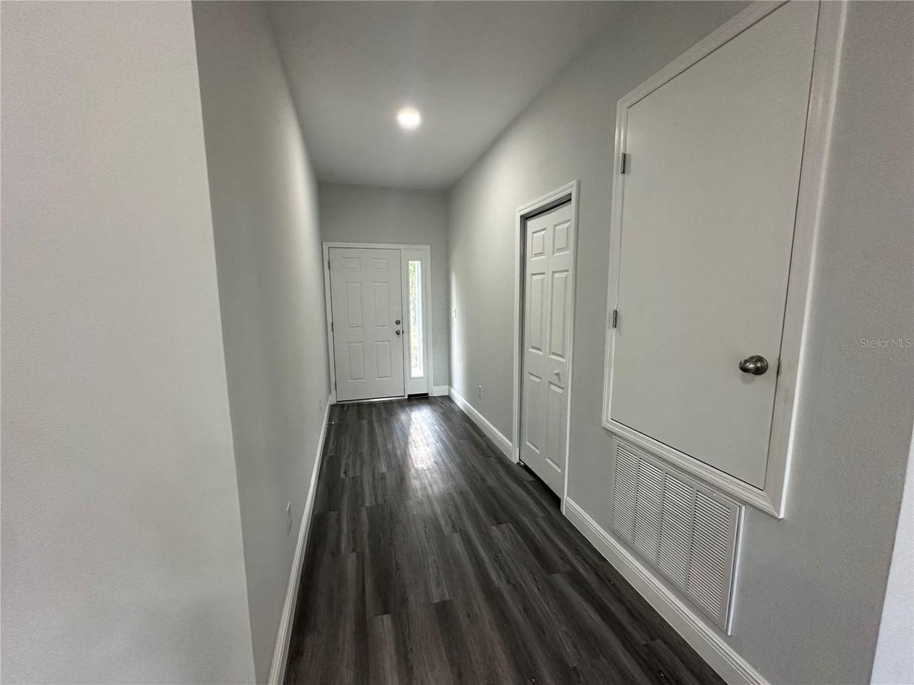 18115 Cedarhurst Rd - Photo 7 of 32