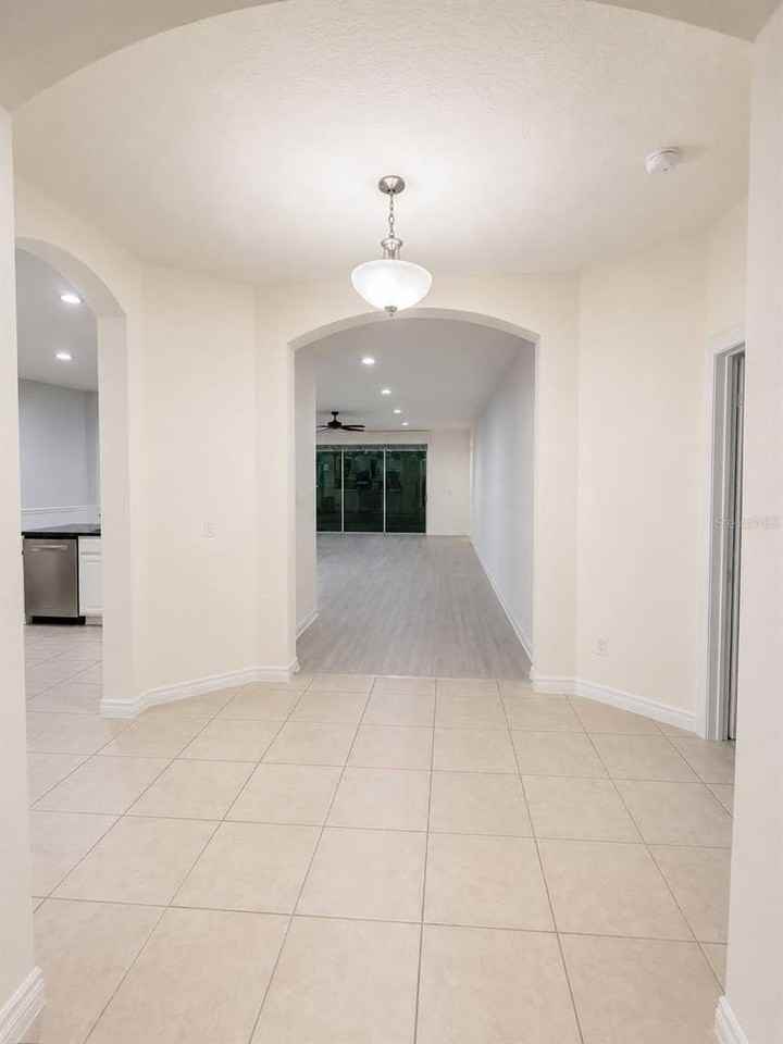 12061 Lidflower St - Photo 3 of 45