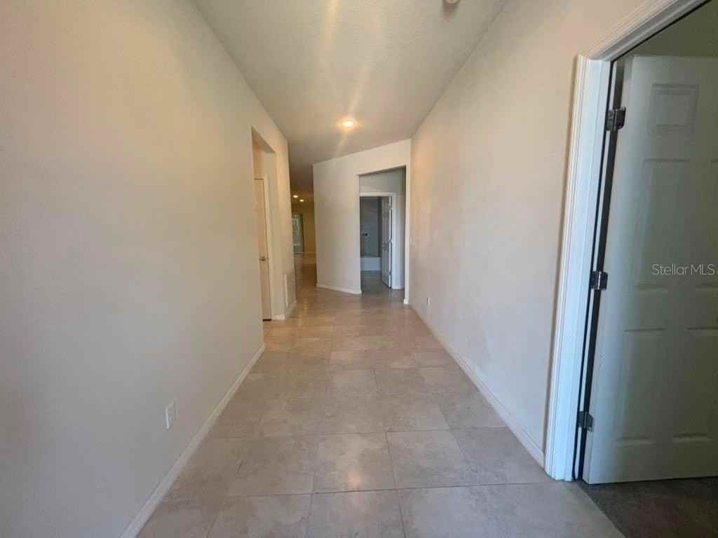 5315 Brydon Woods Cir - Photo 4 of 12