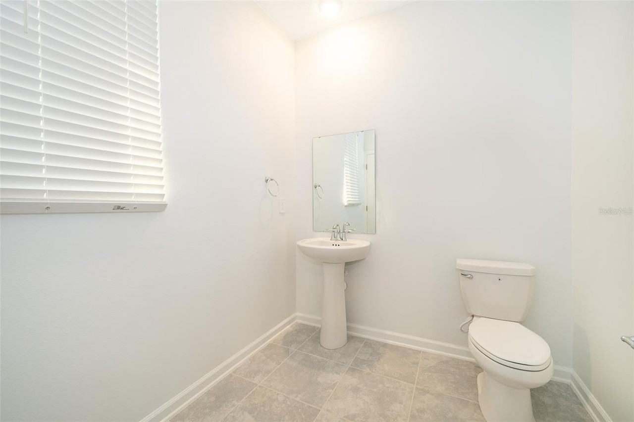 2790 Armstrong Ave - Photo 7 of 27