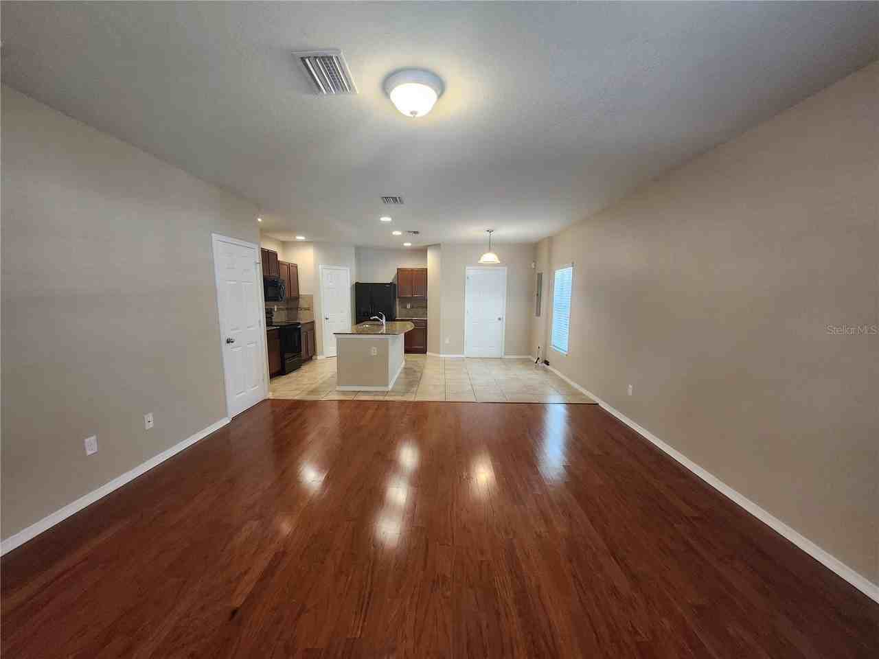 4721 Chatterton Way - Photo 3 of 17