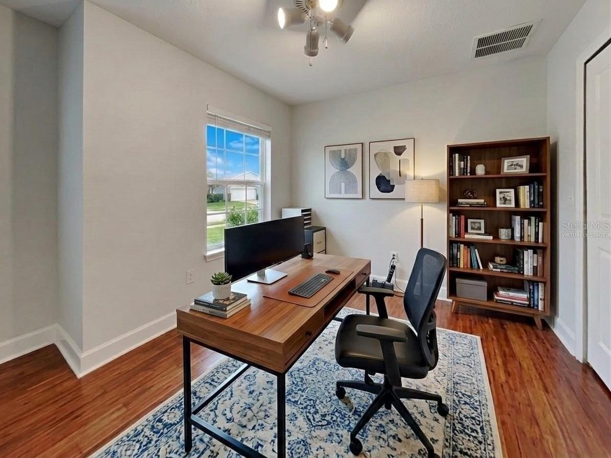 407 S Oregon Ave - Photo 5 of 50