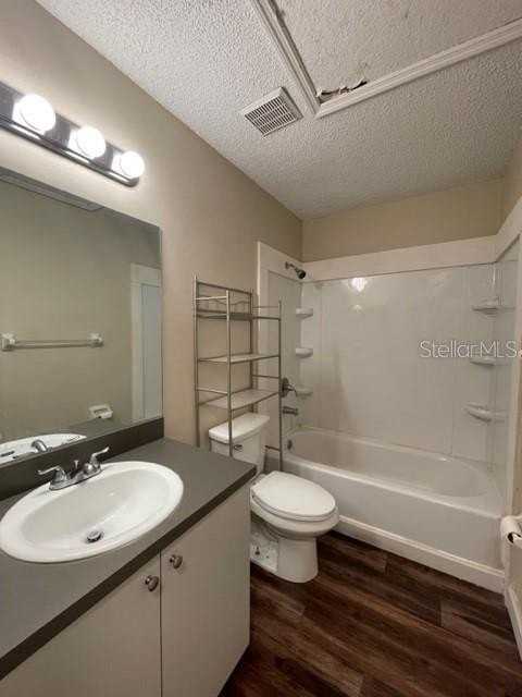 1339 Penny Royal Ct - Photo 7 of 11
