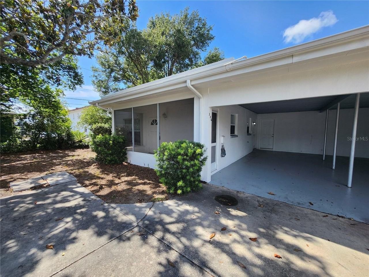 304 S Mercury Ave #306