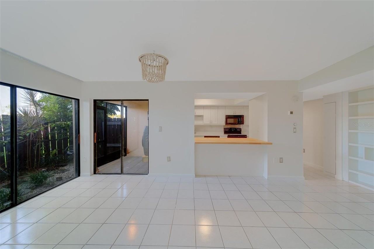 890 N Village Dr N #103 - Photo 7 of 46