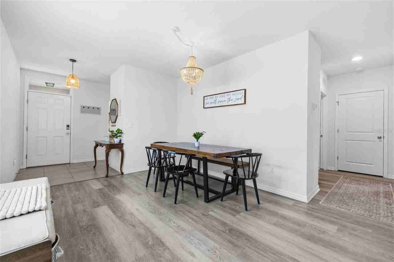 16163 Silent Sands Ln - Photo 6 of 35
