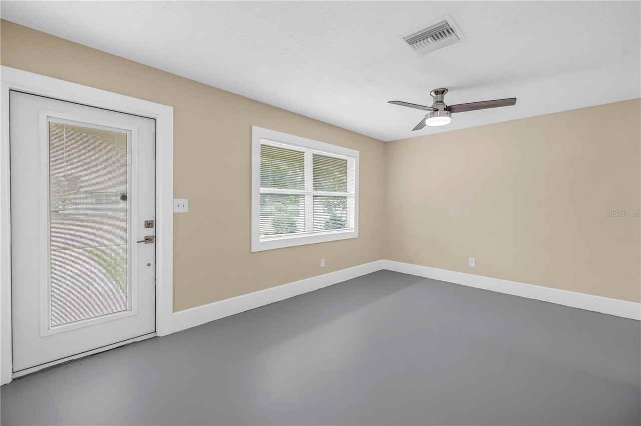 1416 38th Ave N - Photo 5 of 24