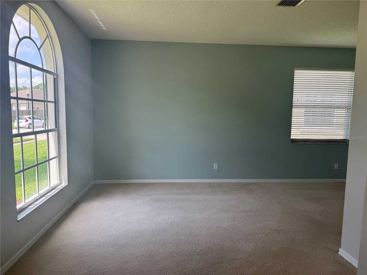 12521 Sparkleberry Rd - Photo 5 of 41