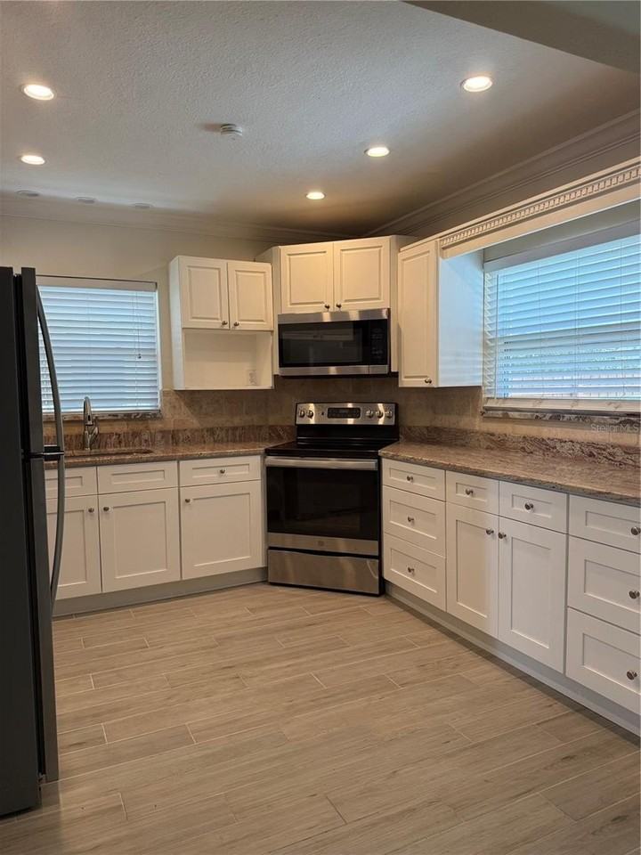 5813 27th Ave S - Photo 6 of 15