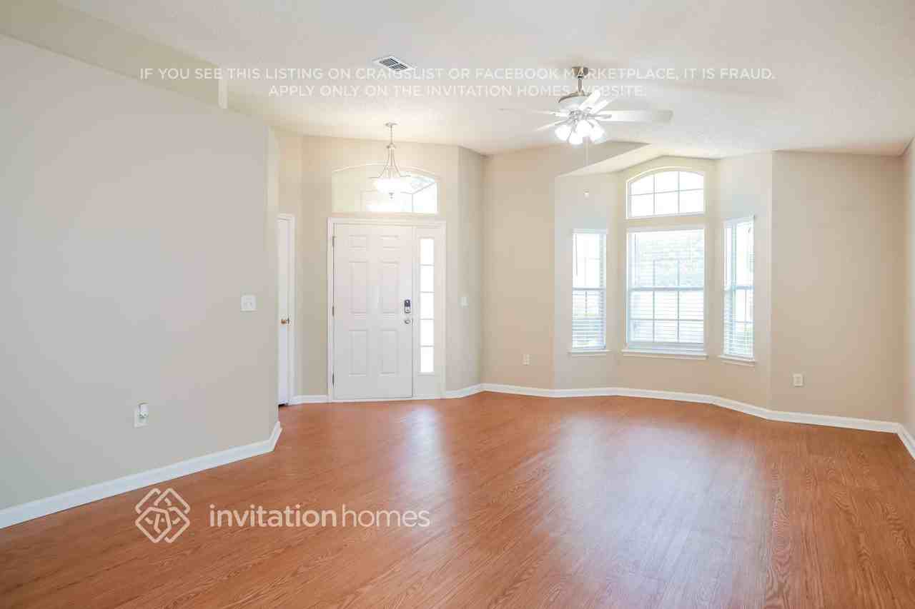 1807 Moss Creek Dr - Photo 7 of 17