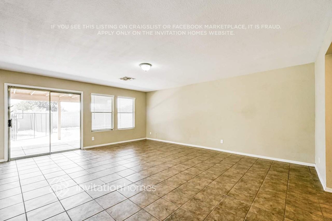 11051 E Flower Ave - Photo 4 of 18