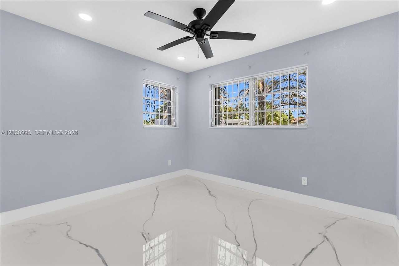 Nw 196th St - Photo 4 of 8