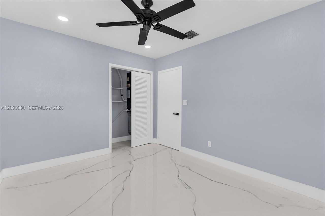 Nw 196th St - Photo 5 of 8