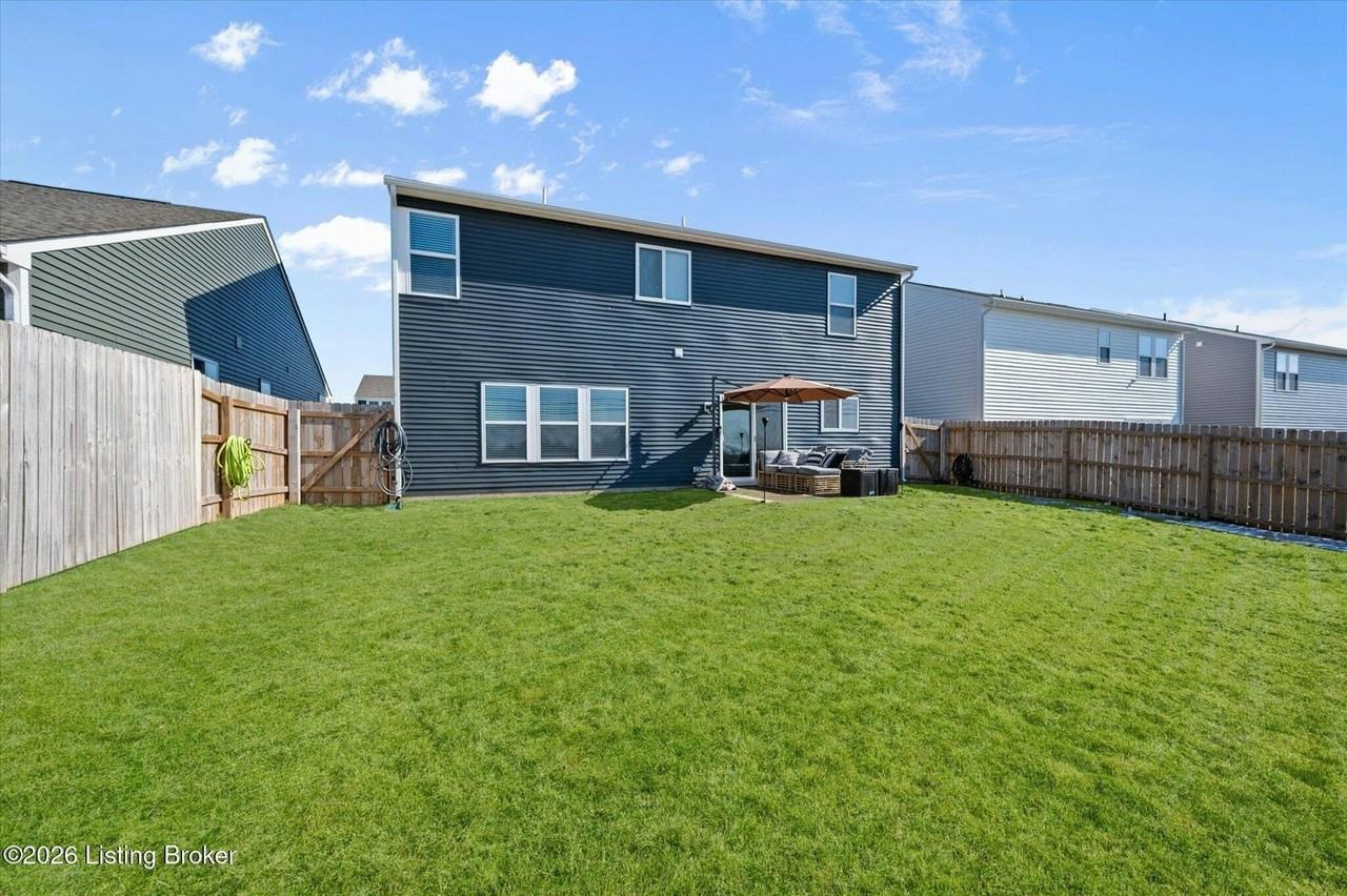 11118 Compass Avenue - Photo 7 of 37