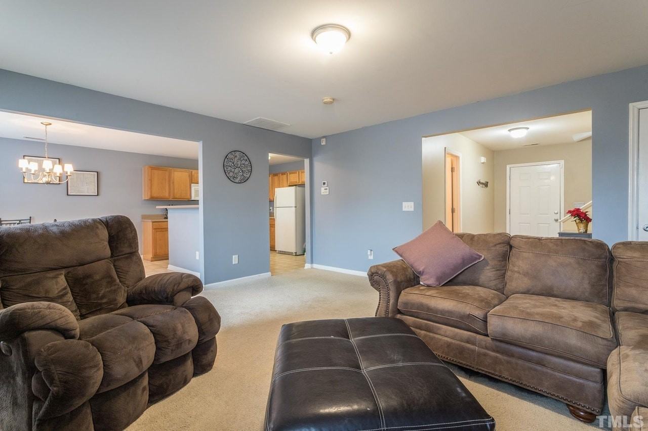 3801 Burtons Barn Street - Photo 7 of 24
