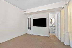 featured image of 1686 S Rimpau Blvd