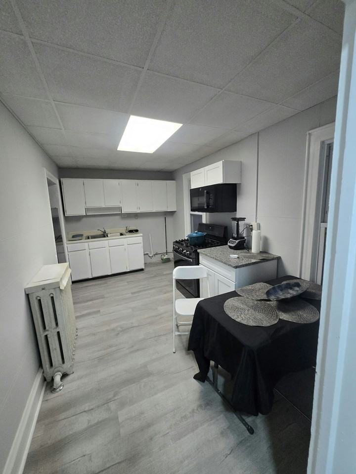 98 West Main Street, Unit 98W-2 - Photo 2 of 5