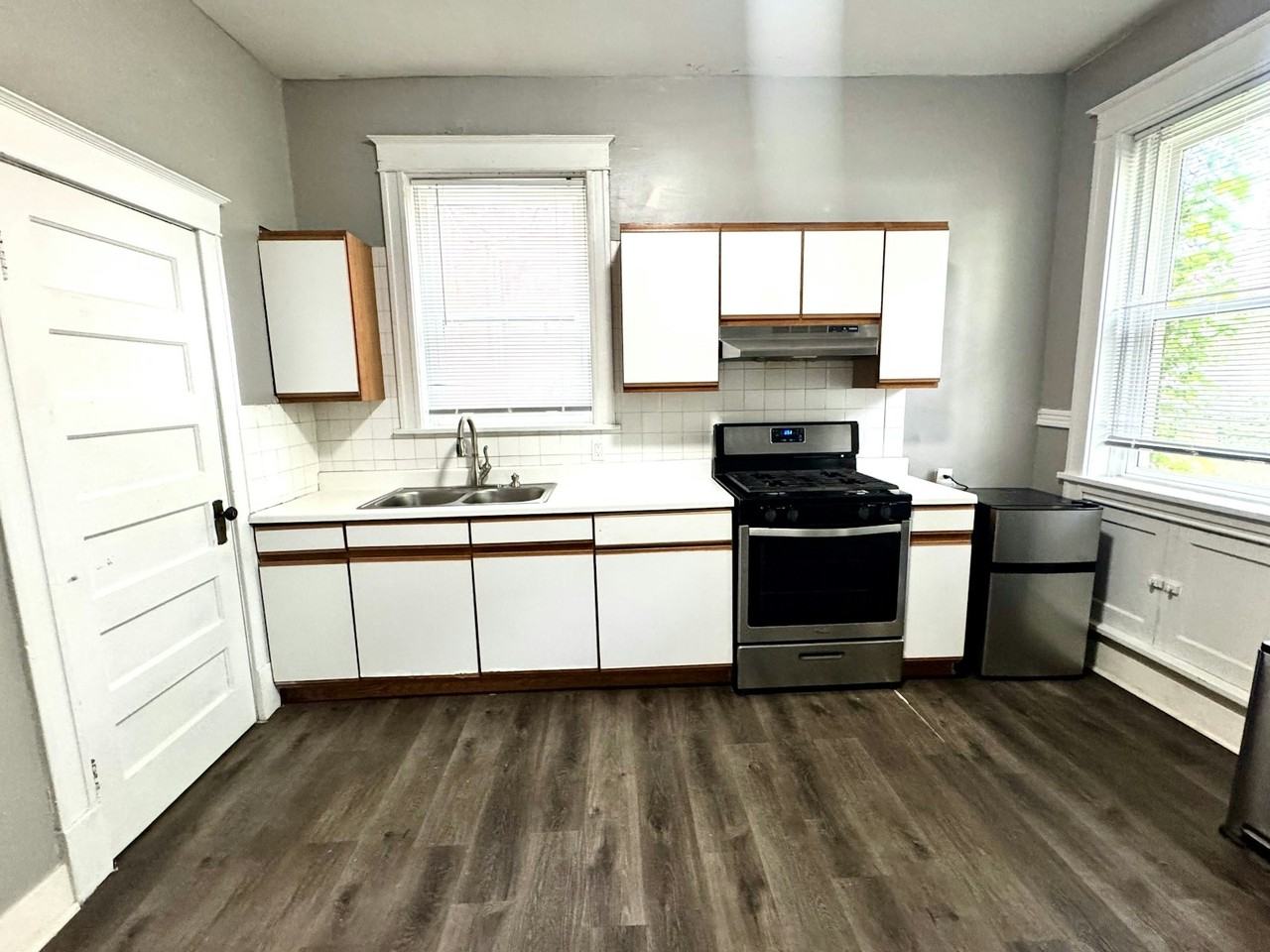 6027 McPherson Avenue, Unit 6027 - Photo 5 of 33