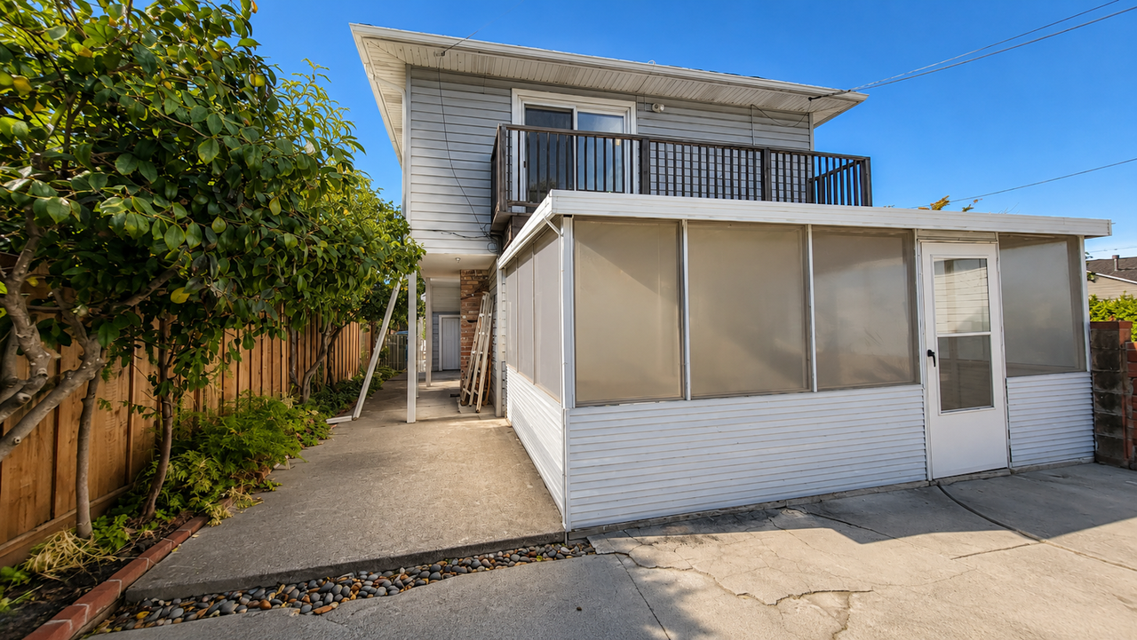 2132 Forbes Avenue - Photo 4 of 43