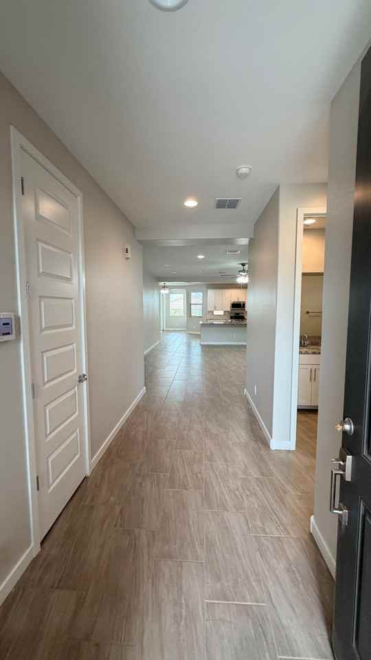 1614 W Corral Rd - Photo 7 of 27