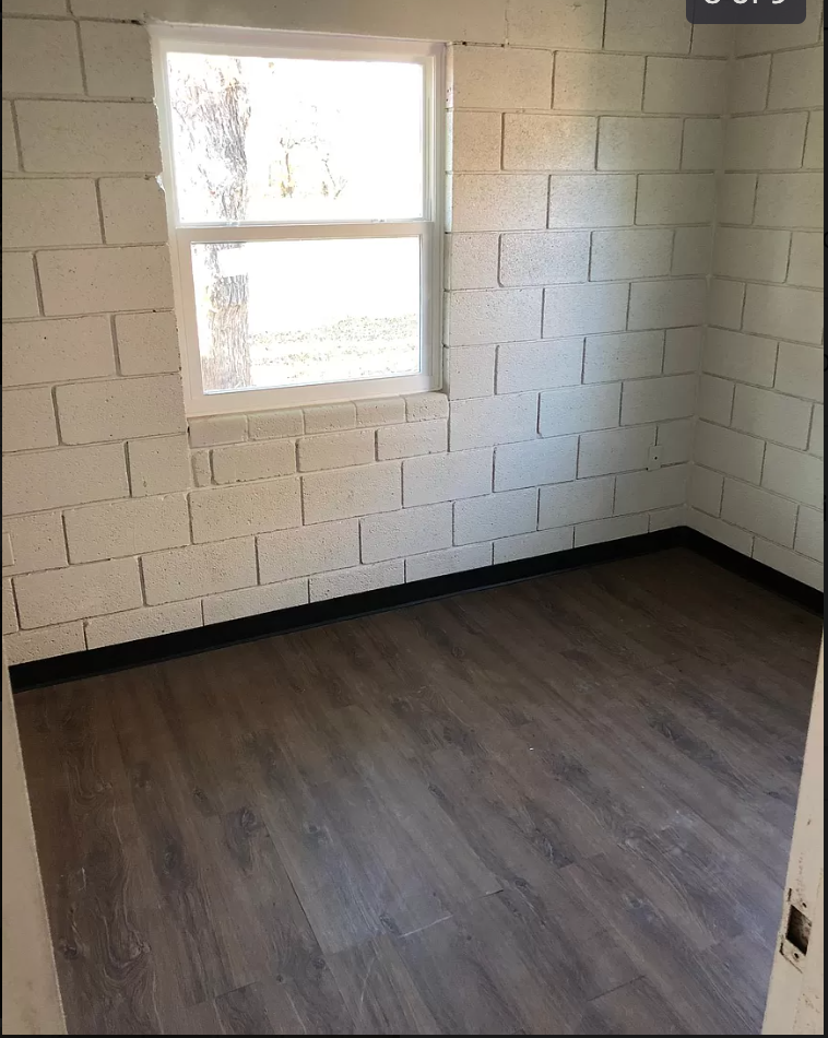 1013 Harlem Ave - Photo 5 of 11