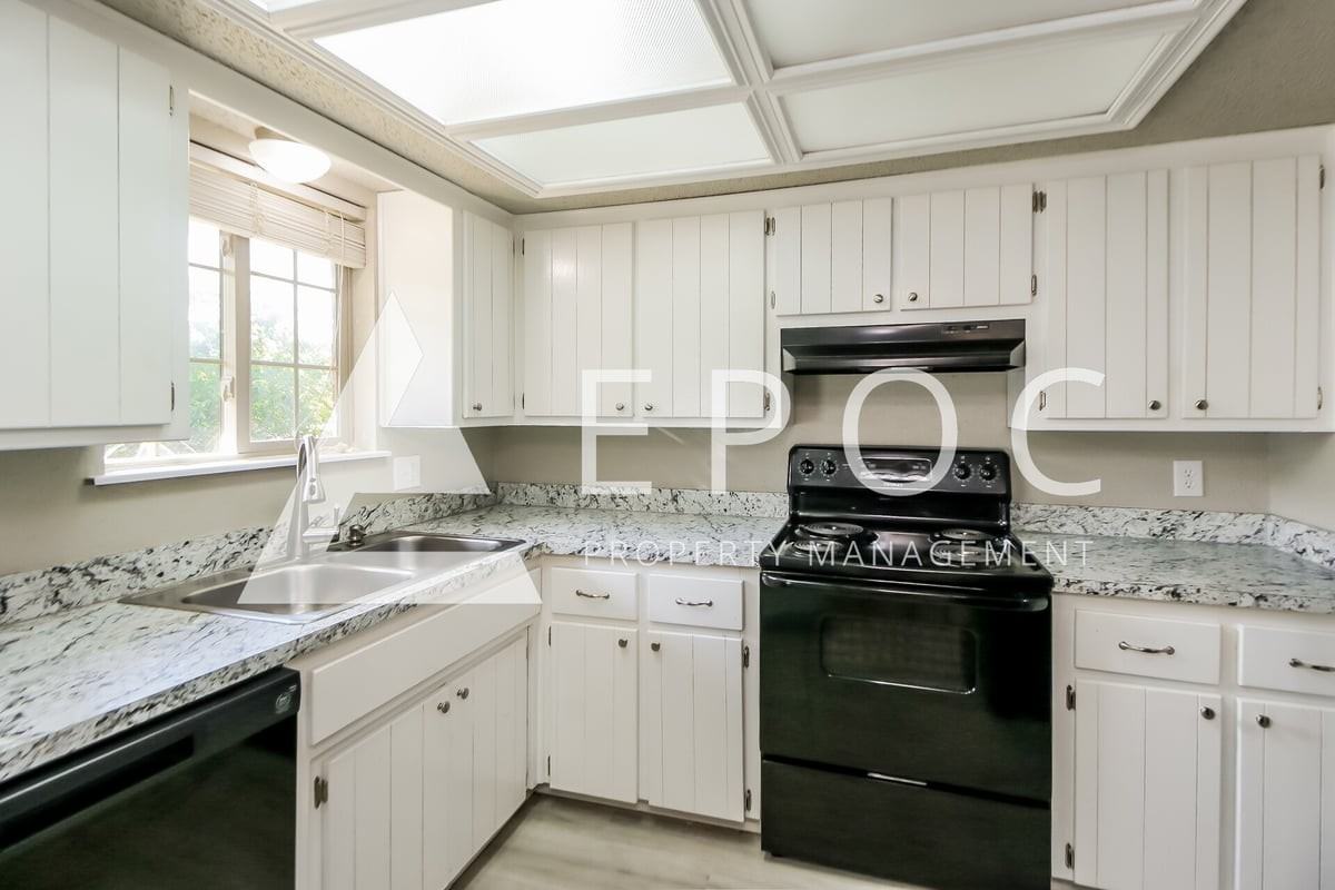 1805 Mark Trl - Photo 6 of 17