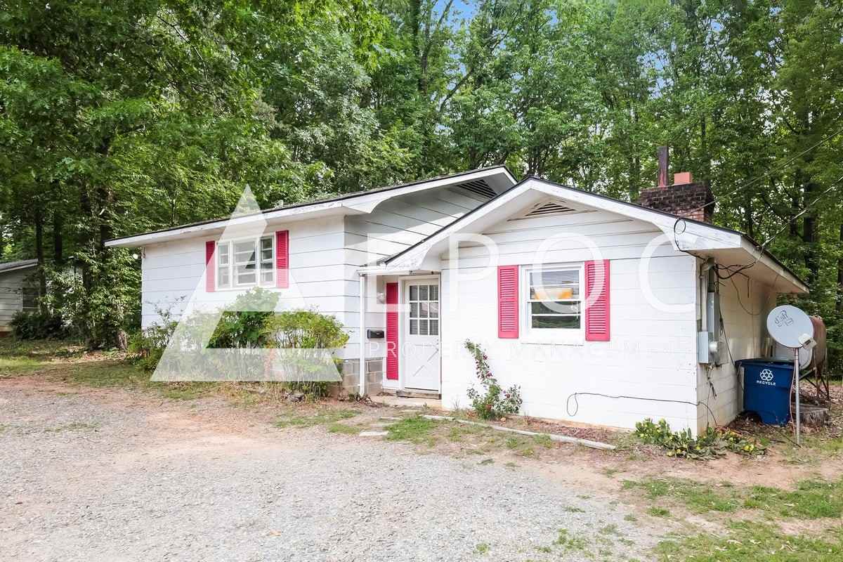 2771 North Carolina 14 - Photo 2 of 15
