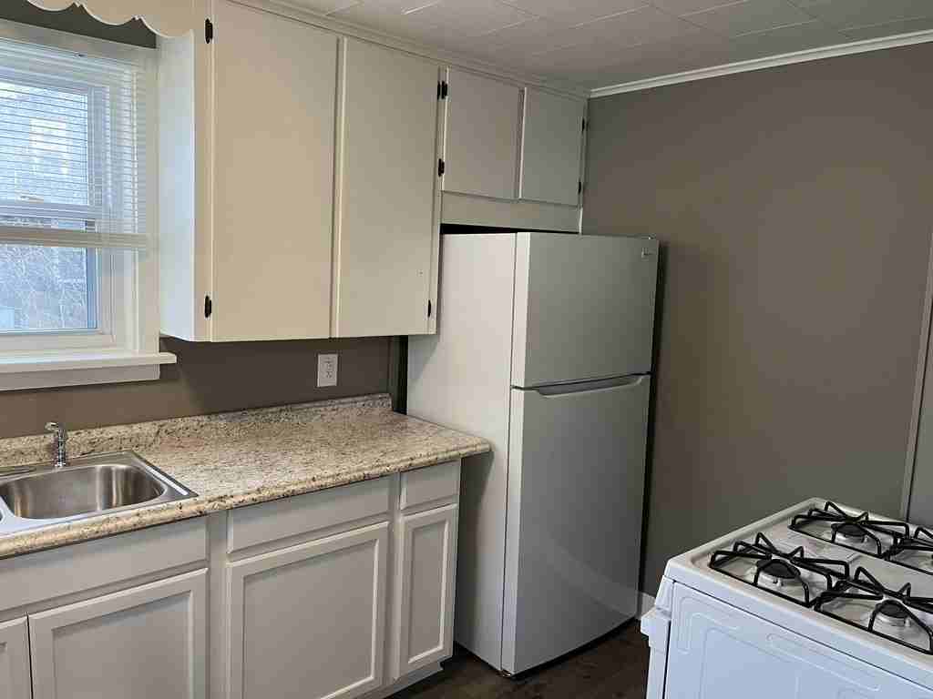 50 Shuler Street, Unit 52 Shuler St. - Photo 6 of 25