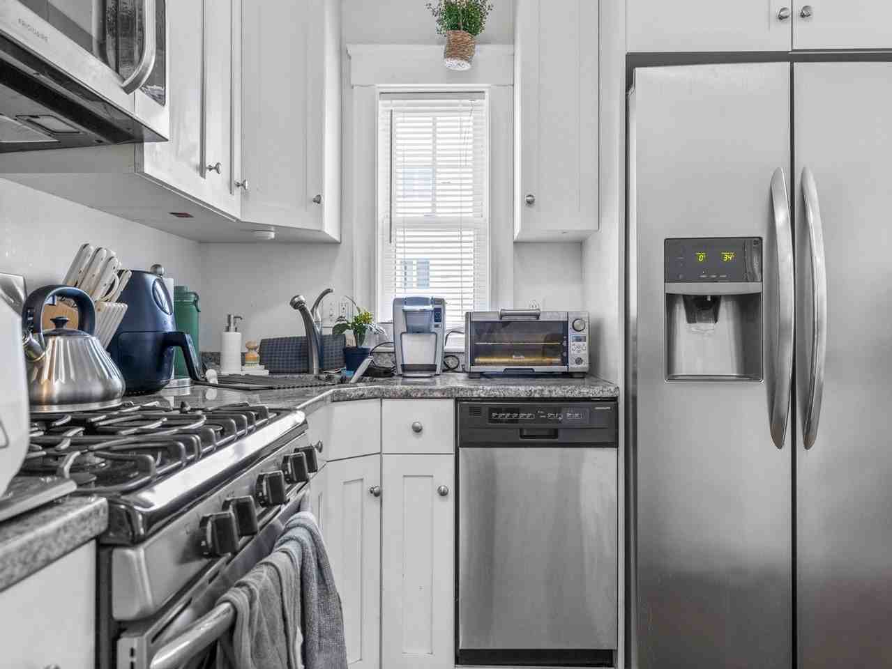 80 Bowdoin St - Photo 3 of 10