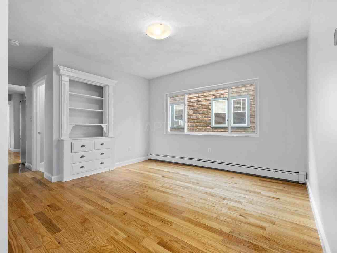 17 Tesla Ave #1 - Photo 7 of 10