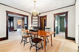 featured image of 14 Windsor Rd #2