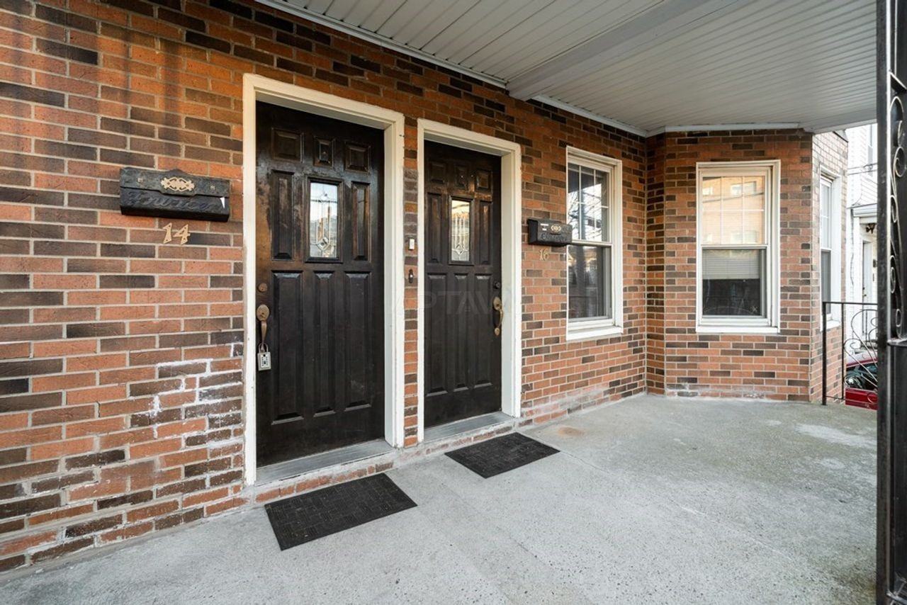 14 Windsor Rd #2 - Photo 3 of 16