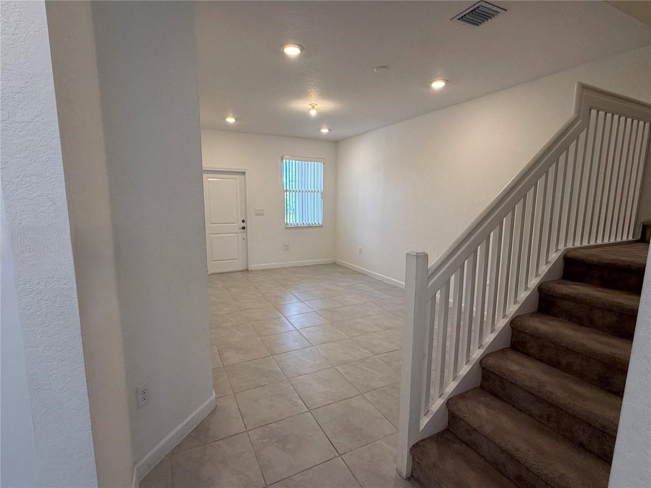 12845 Nw 24th Ave - Photo 7 of 8