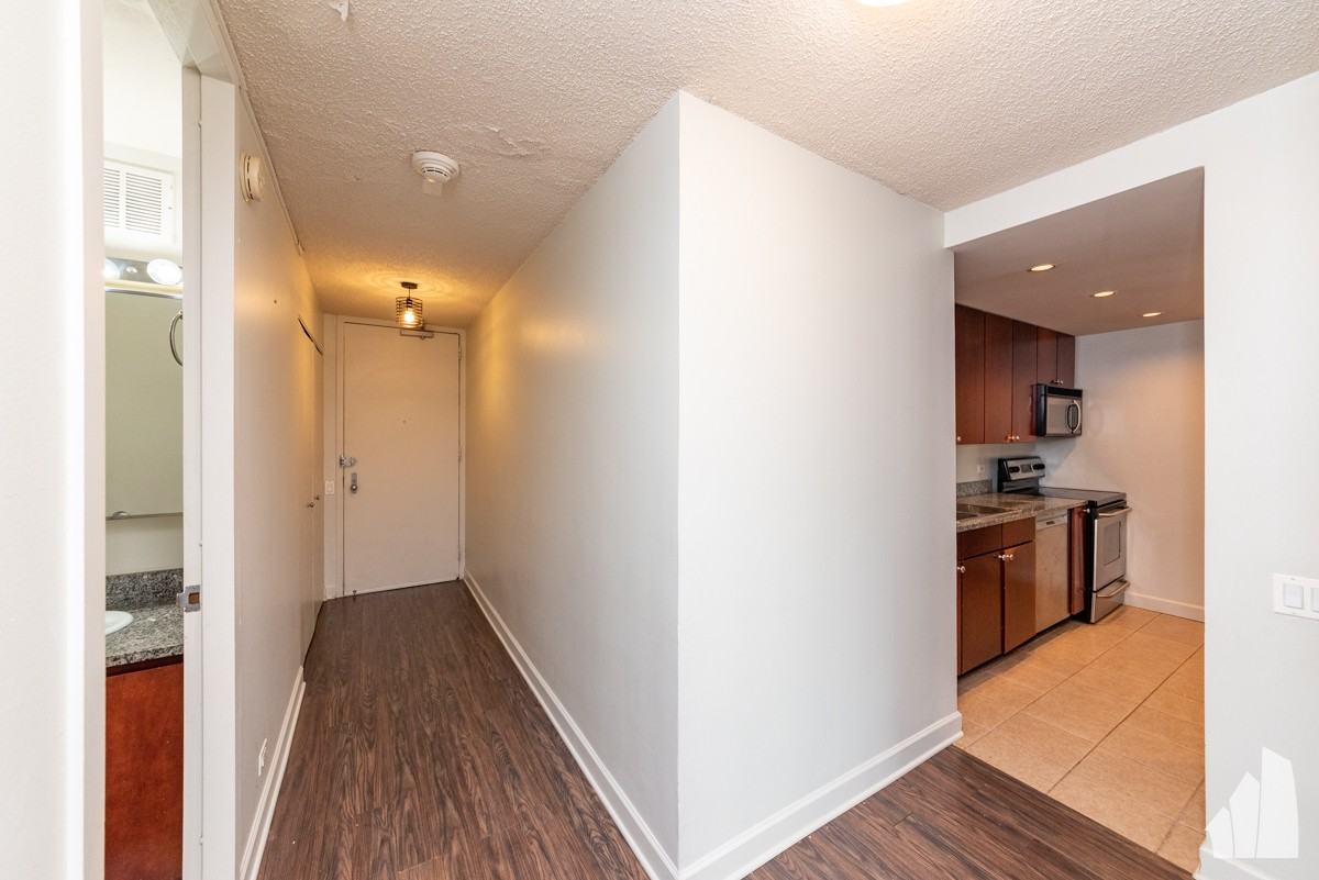 30 E Huron St #904 - Photo 5 of 30