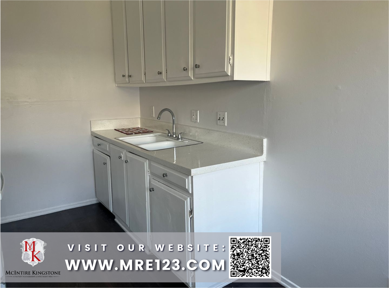Find Your Perfect Place: You Forever Home in San Fernando Awaits! - Photo 4 of 11