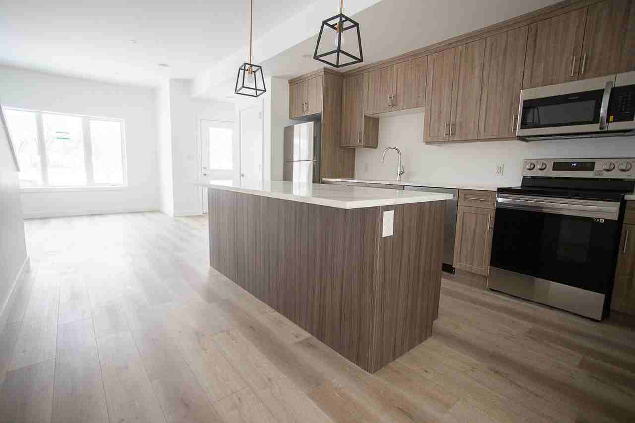 154 Perth Ave - Photo 5 of 19